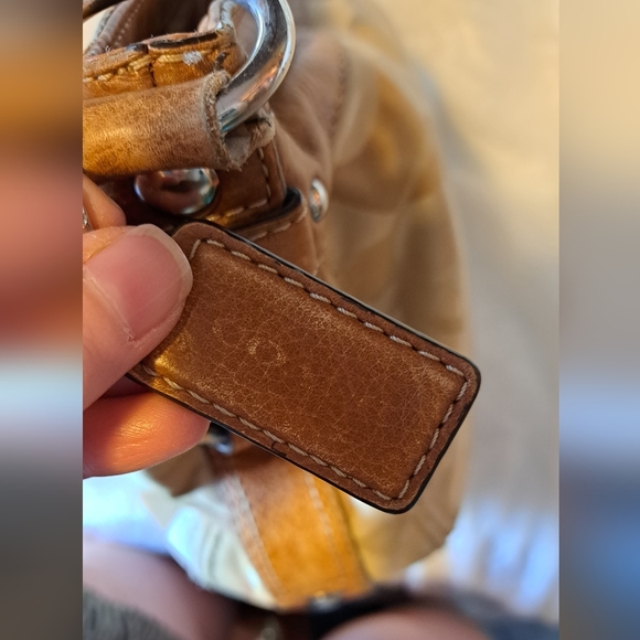 COACH GENUINE LEATHER AND SATIN JACQUARD BUCKET BAG - Picture 9 of 16